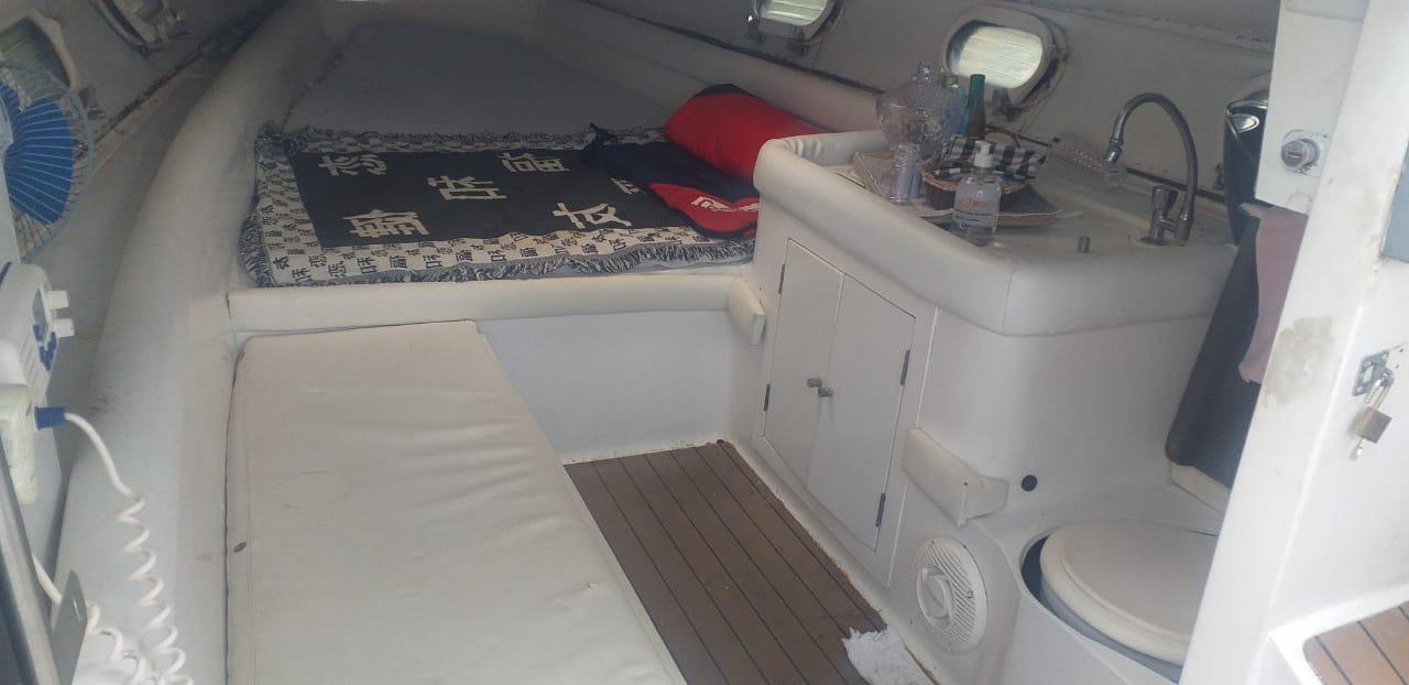 Cama e pia da lancha.jpeg